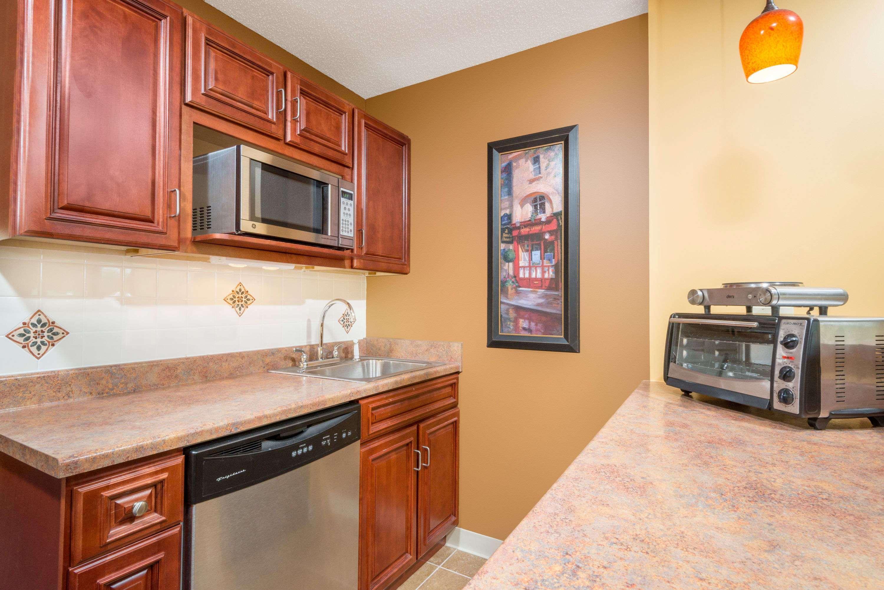 Hotel Ramada By Wyndham Ashland 3*