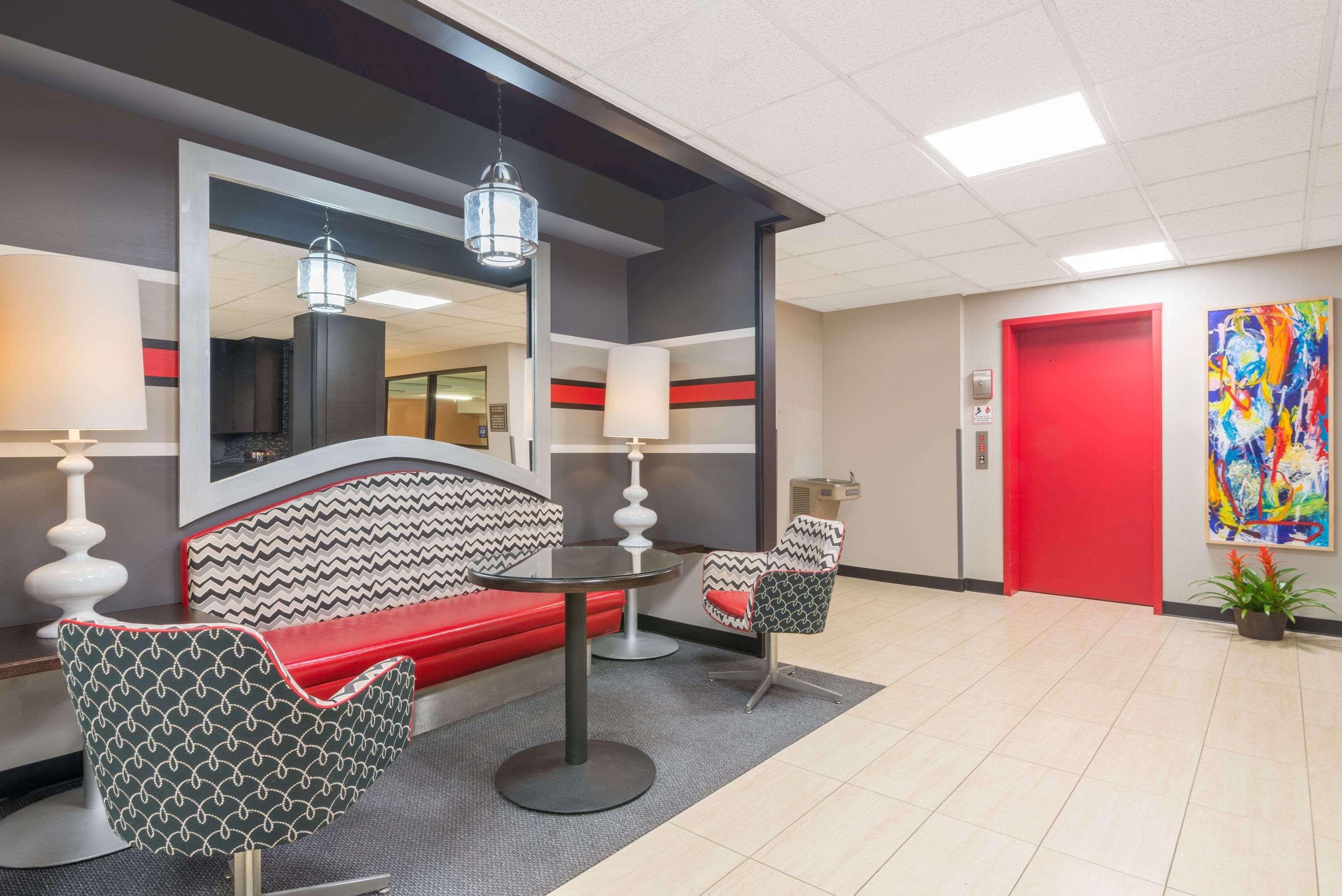 Ramada By Wyndham Ashland