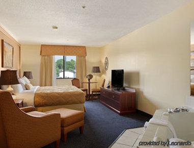 Hotel Ramada By Wyndham Ashland
