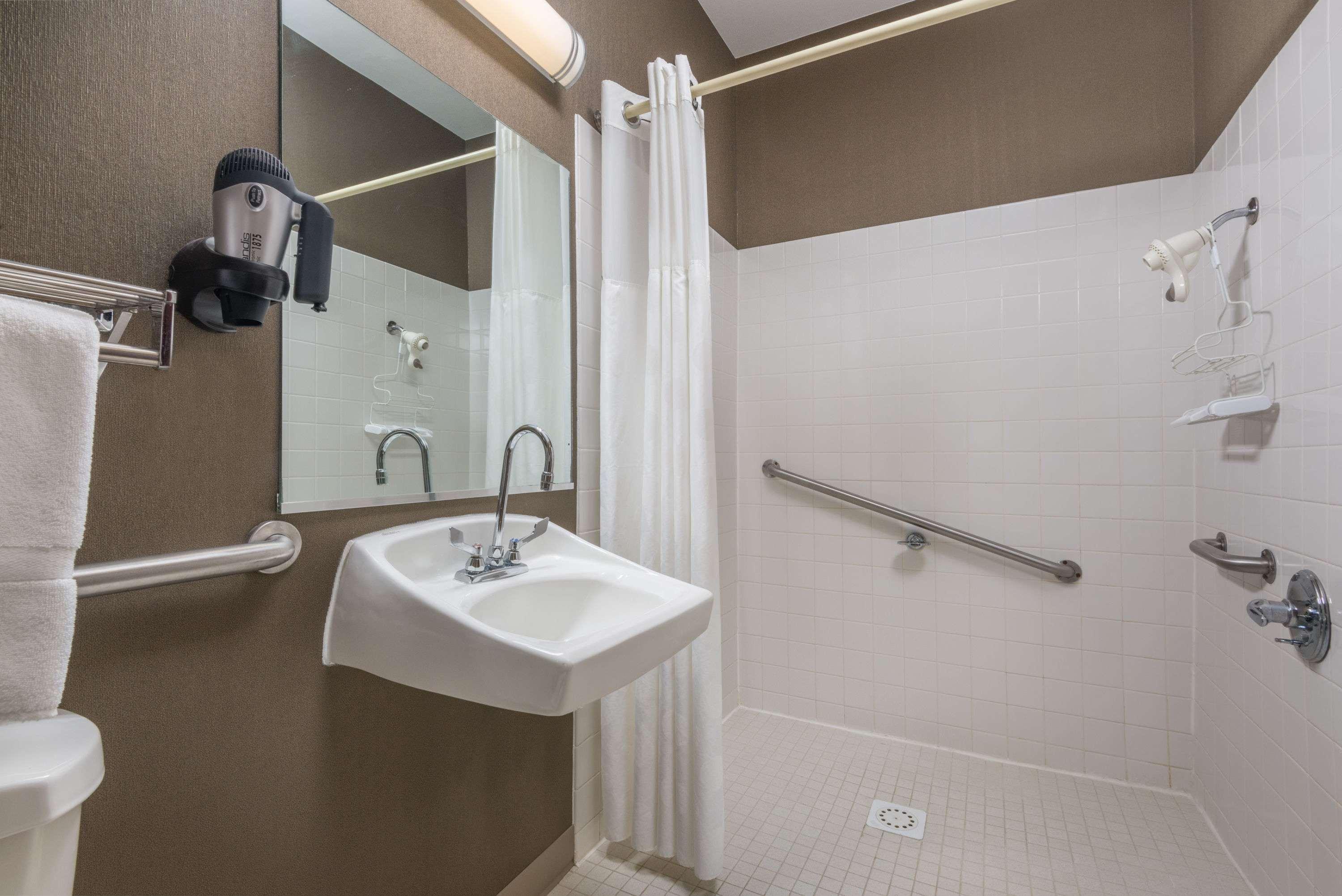 Ramada Ashland-catlettsburg Hotel 3*